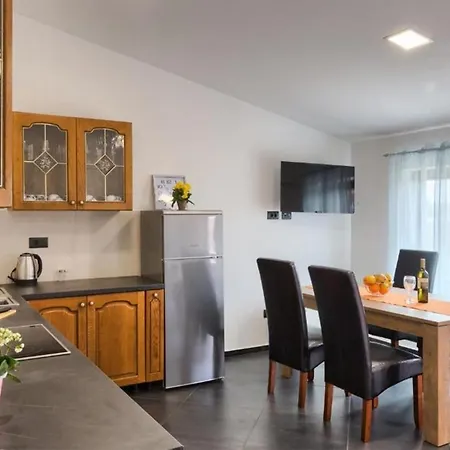Ines Appartement Pula